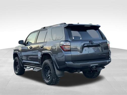 2021 Toyota 4Runner Venture