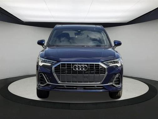 2025 Audi Q3 45 S line Premium