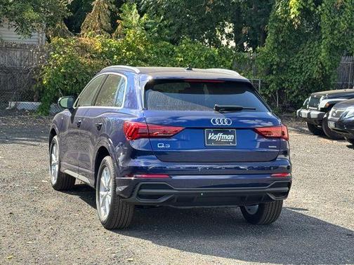 2025 Audi Q3 45 S line Premium