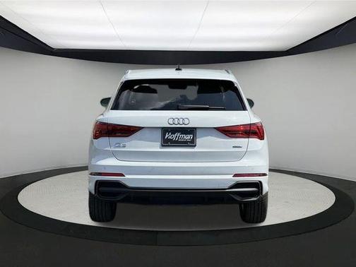 2025 Audi Q3 45 S line Premium