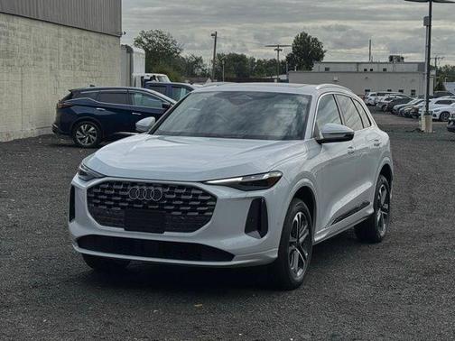 2025 Audi Q5 2.0T quattro Premium