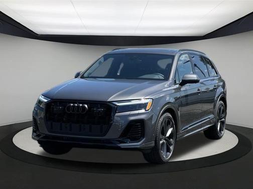 2025 Audi Q7 55 Premium Plus