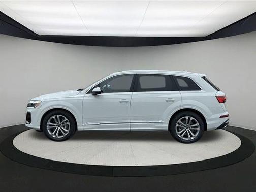 2025 Audi Q7 55 Prestige