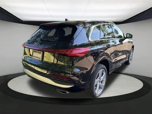 2025 Audi Q5 2.0T quattro Premium