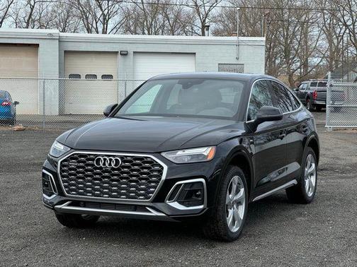 2025 Audi Q5 45 S line quattro Premium