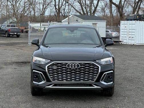 2025 Audi Q5 45 S line quattro Premium