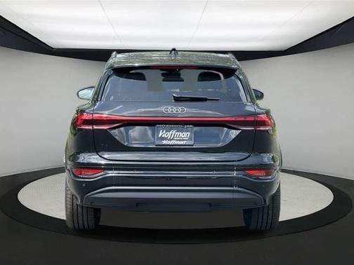 2025 Audi Q6 e-tron Premium