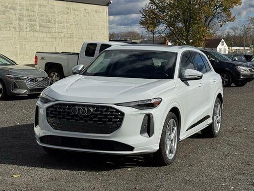 2025 Audi Q5 2.0T quattro Premium