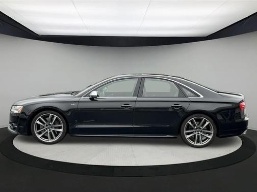 2017 Audi S8 4.0T Plus