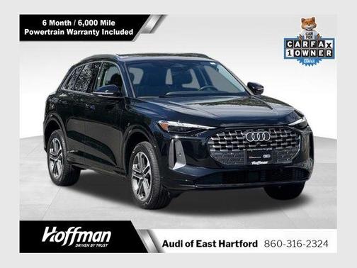 Mythos Black Metallic 2025 Audi Q5 2.0T quattro Premium