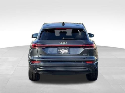 2025 Audi Q6 e-tron Premium