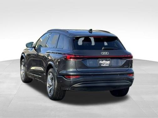 2025 Audi Q6 e-tron Premium