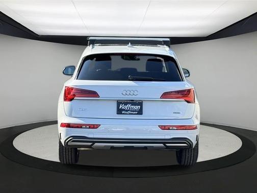 2022 Audi Q5 40 Premium