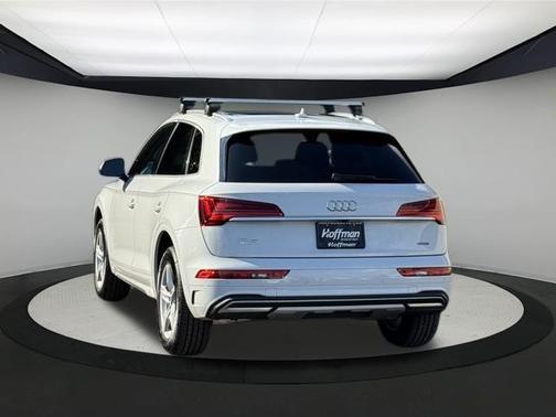 2022 Audi Q5 40 Premium