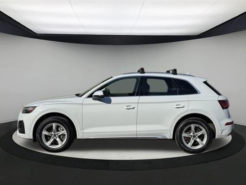 2022 Audi Q5 40 Premium