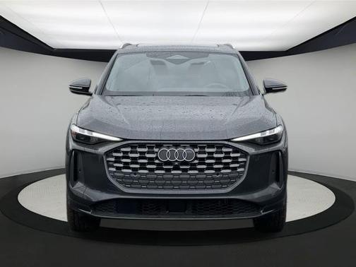2025 Audi Q5 2.0T quattro Premium