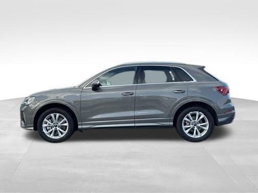 2025 Audi Q3 45 S line Premium