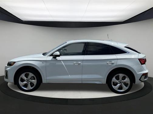2024 Audi Q5 45 S line quattro Premium