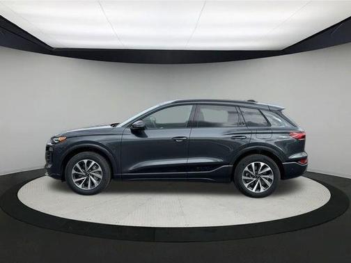 2025 Audi Q6 e-tron Premium