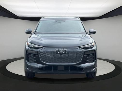 2025 Audi Q6 e-tron Premium