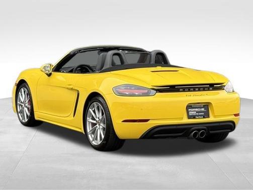 2021 Porsche 718 Boxster S