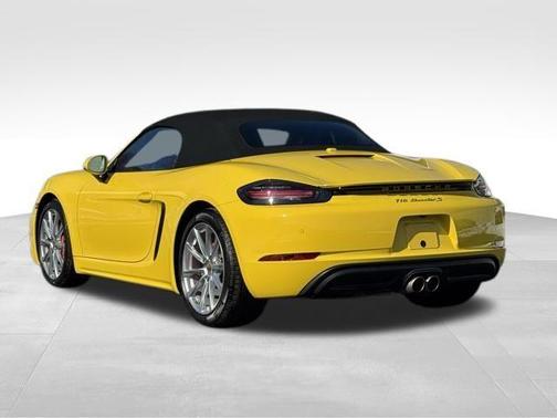 2021 Porsche 718 Boxster S