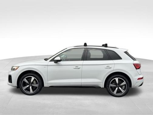 2022 Audi Q5 45 S line quattro Premium