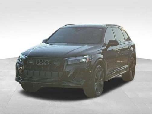 2025 Audi Q7 55 Premium Plus