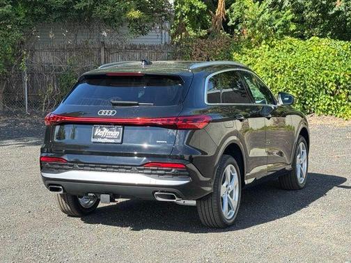 2025 Audi Q5 2.0T quattro Premium