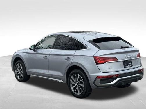 2023 Audi Q5 45 S line quattro Premium