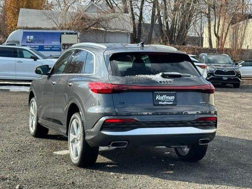 2025 Audi Q5 2.0T quattro Premium