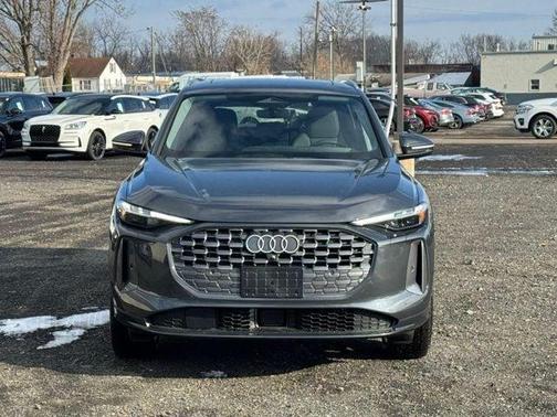 2025 Audi Q5 2.0T quattro Premium