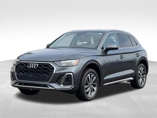 2023 Audi Q5 45 S line quattro Premium