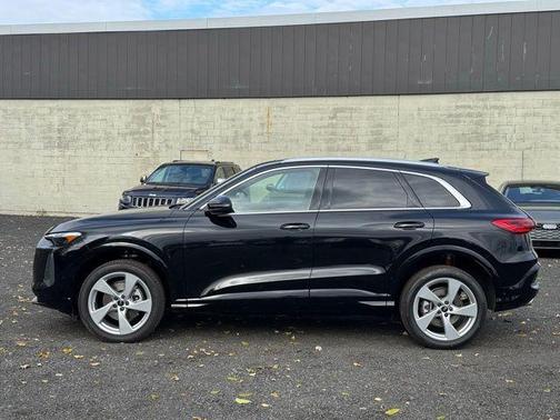 2025 Audi Q5 2.0T quattro Premium