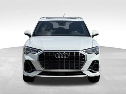 2025 Audi Q3 45 S line Premium