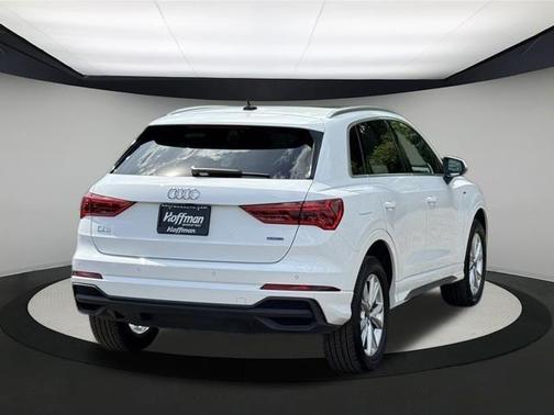 2025 Audi Q3 45 S line Premium