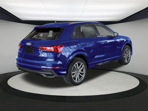 2025 Audi Q3 45 S line Premium