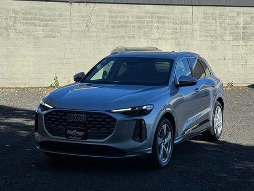 2025 Audi Q5 2.0T quattro Premium