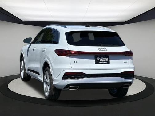 2025 Audi Q5 2.0T quattro Premium