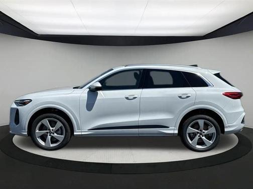 2025 Audi Q5 2.0T quattro Premium