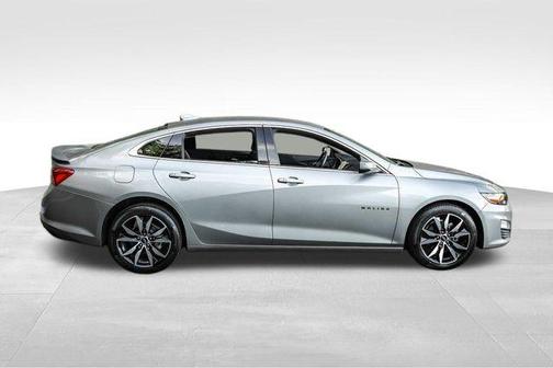 2025 Chevrolet Malibu RS