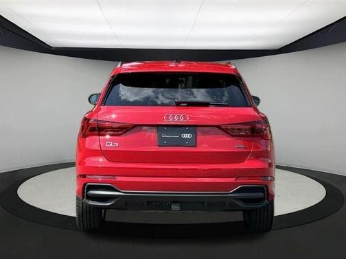 2023 Audi Q3 45 S line Premium