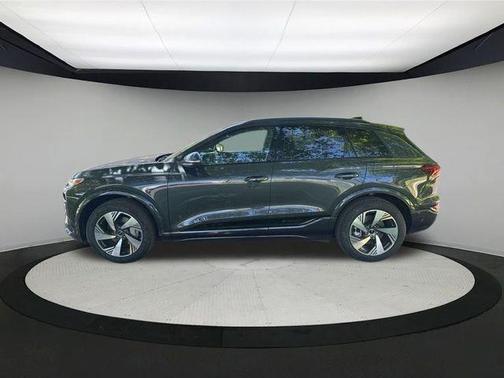 2025 Audi Q6 e-tron Premium