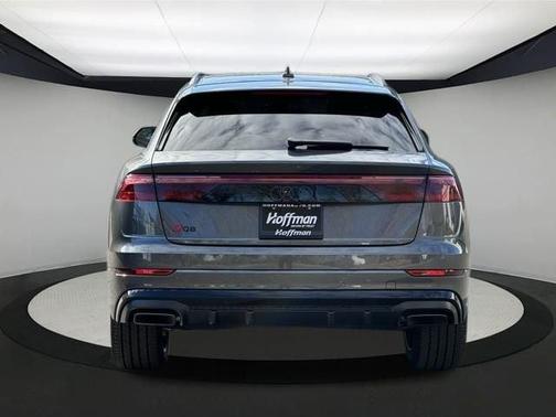 2025 Audi Q8 55 Premium