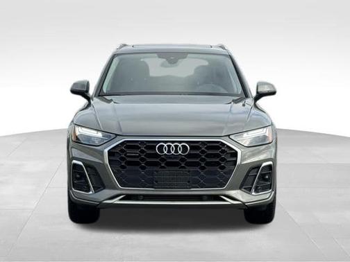 2023 Audi Q5 45 S line quattro Premium