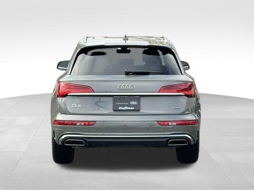 2023 Audi Q5 45 S line quattro Premium