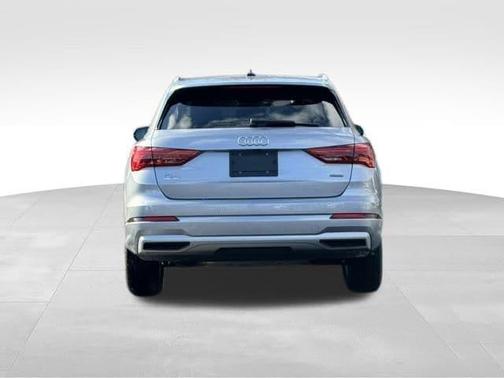 2022 Audi Q3 40 Premium