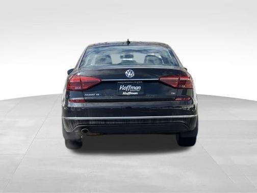 2017 Volkswagen Passat 1.8T SE w/Technology