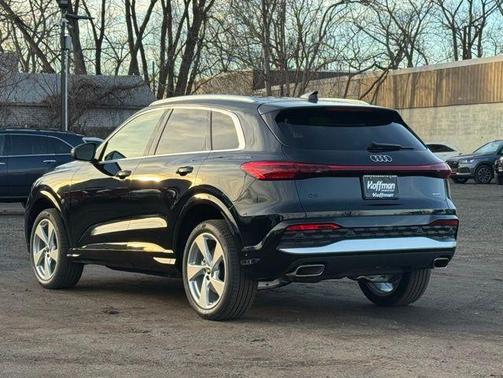 2025 Audi Q5 2.0T quattro Premium