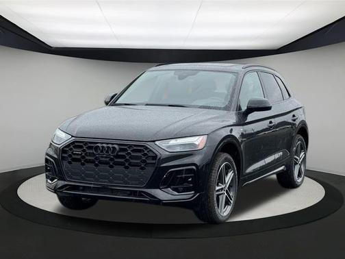 2025 Audi Q5 55 S line quattro Premium
